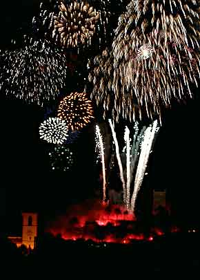 Feuerwerk von der Burg Klopp bei Bingen am Rhein,  1999, Foto 32, WHO